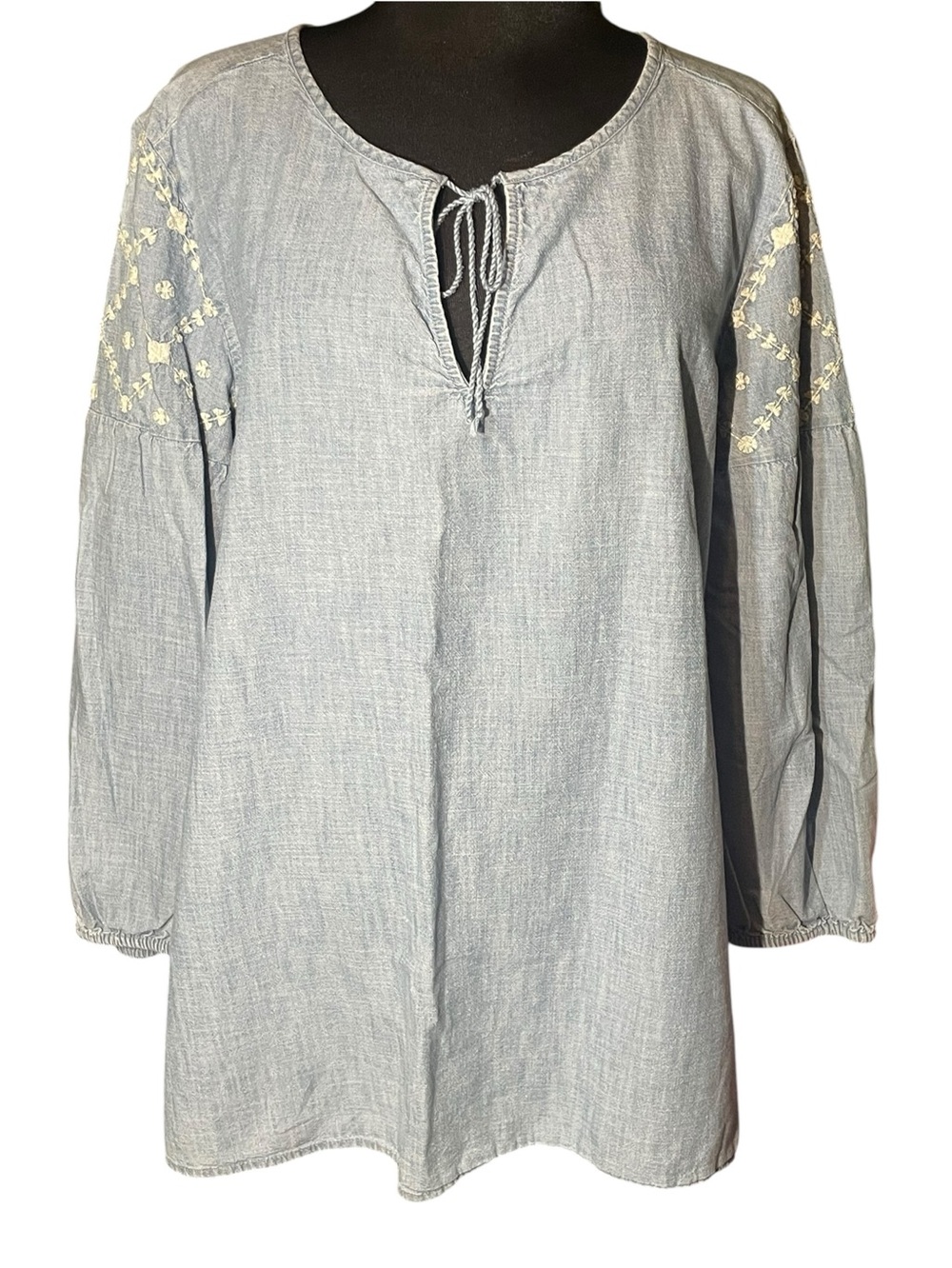Old Navy The Tunic Shirt Blue Chambray Embroidered Peasant Top Cotton Size XL